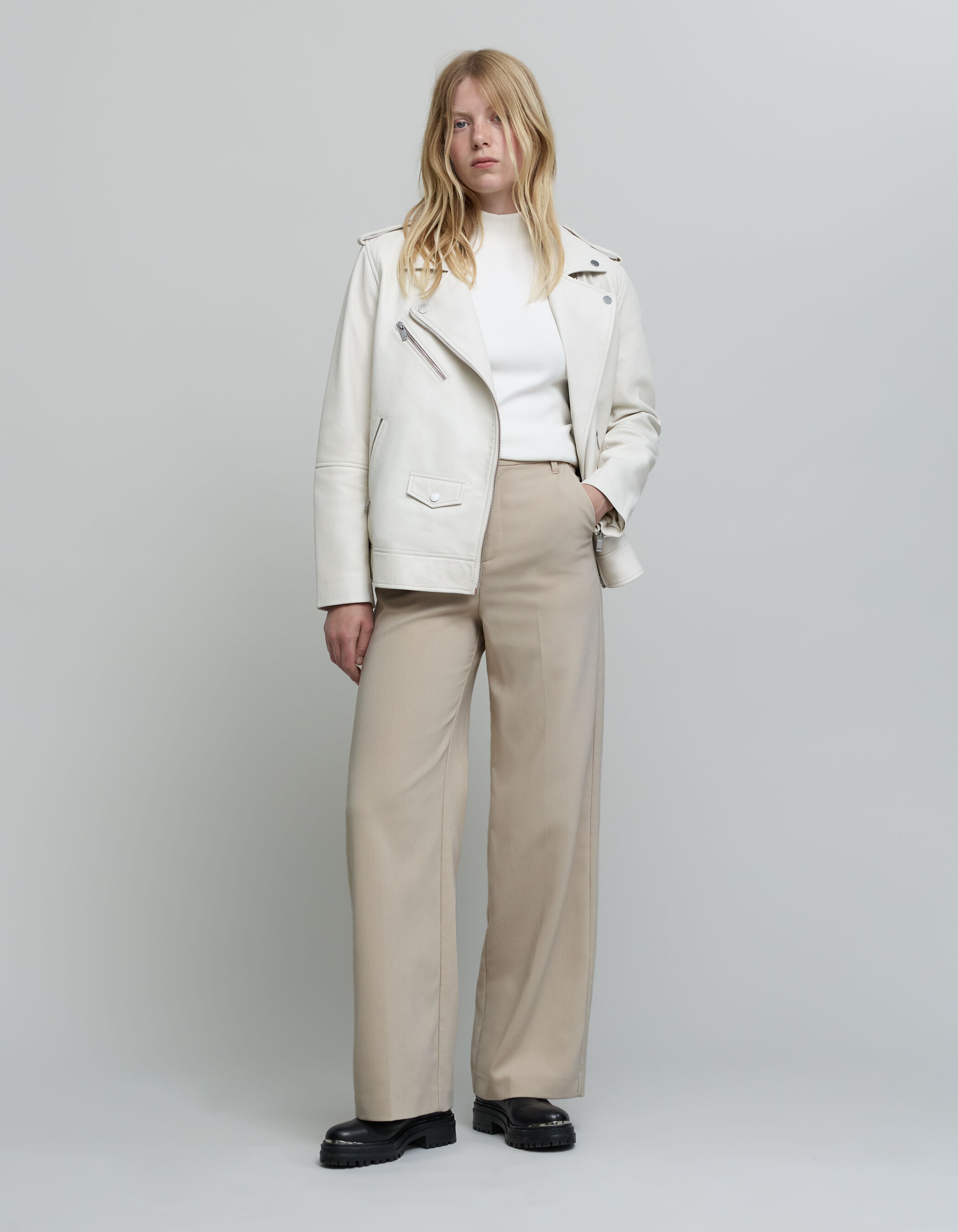Pantalon de costume beige polyester recycle Femme IKKS