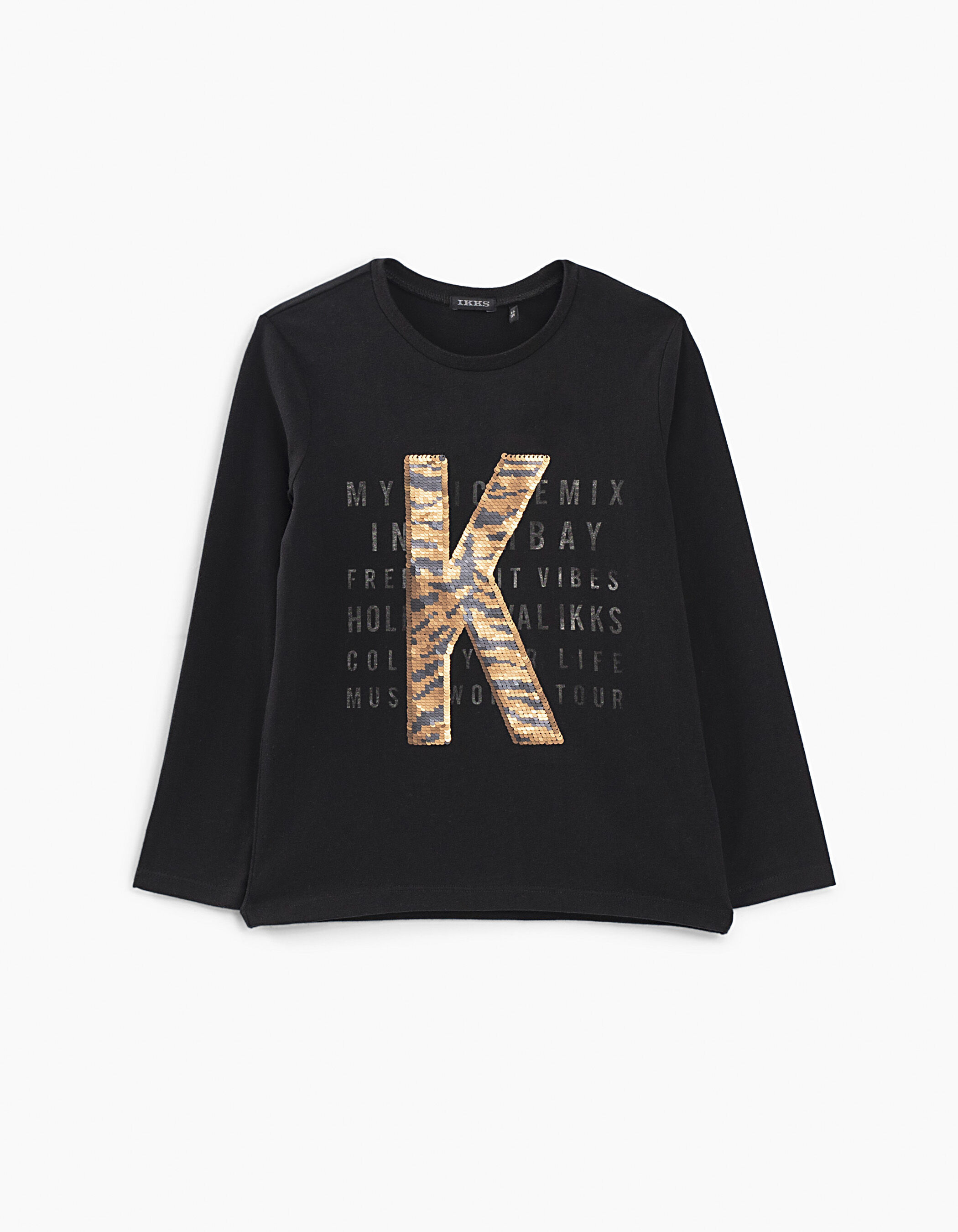 Boys black T shirt with reversible sequin K