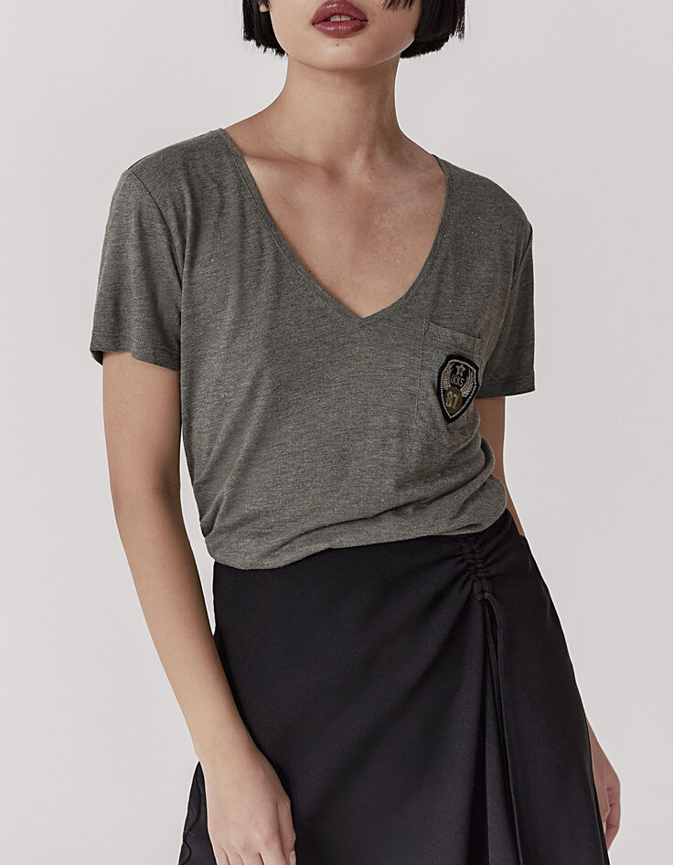 Tee-shirt kaki métallisé badge et poche poitrine femme-2