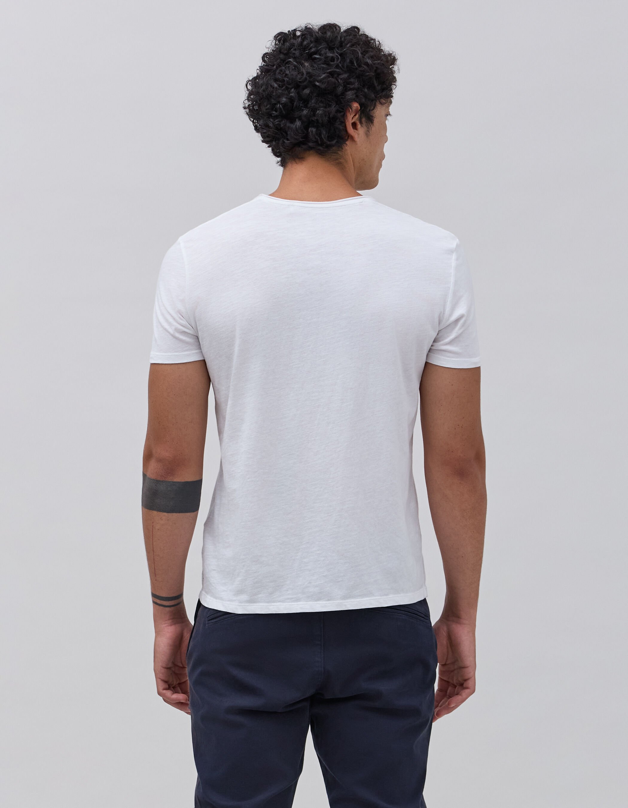 T shirt blanc col v homme cheap