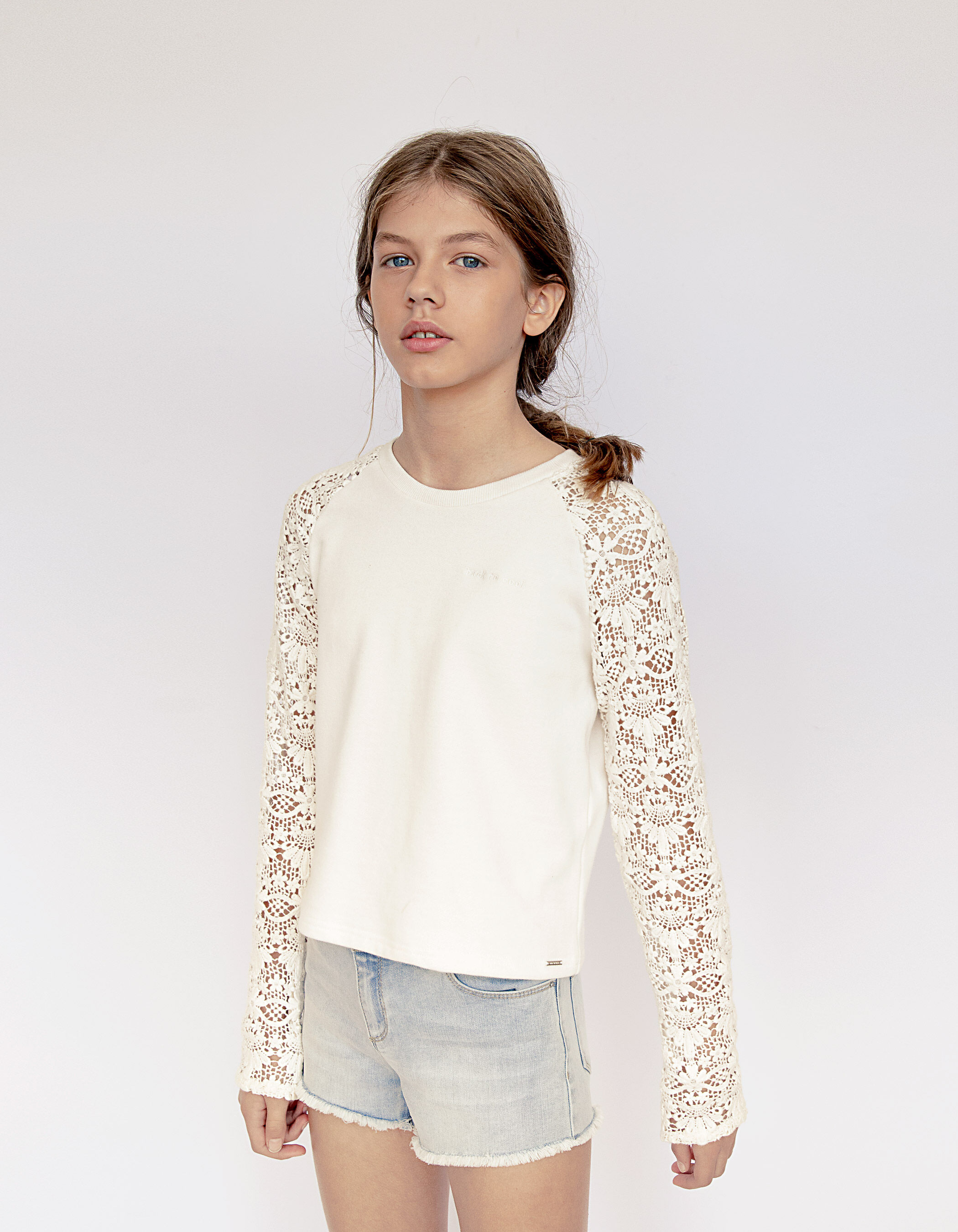 Sudadera online con encaje