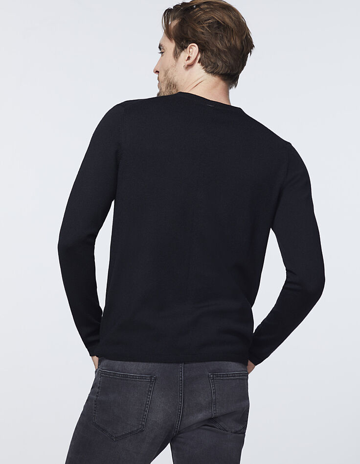 Schwarzer Herrenpullover mit V-Ausschnitt und Brusttasche-3