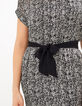 Schwarzes Kleid mit Paisleyprint und Gürtel I.Code-5