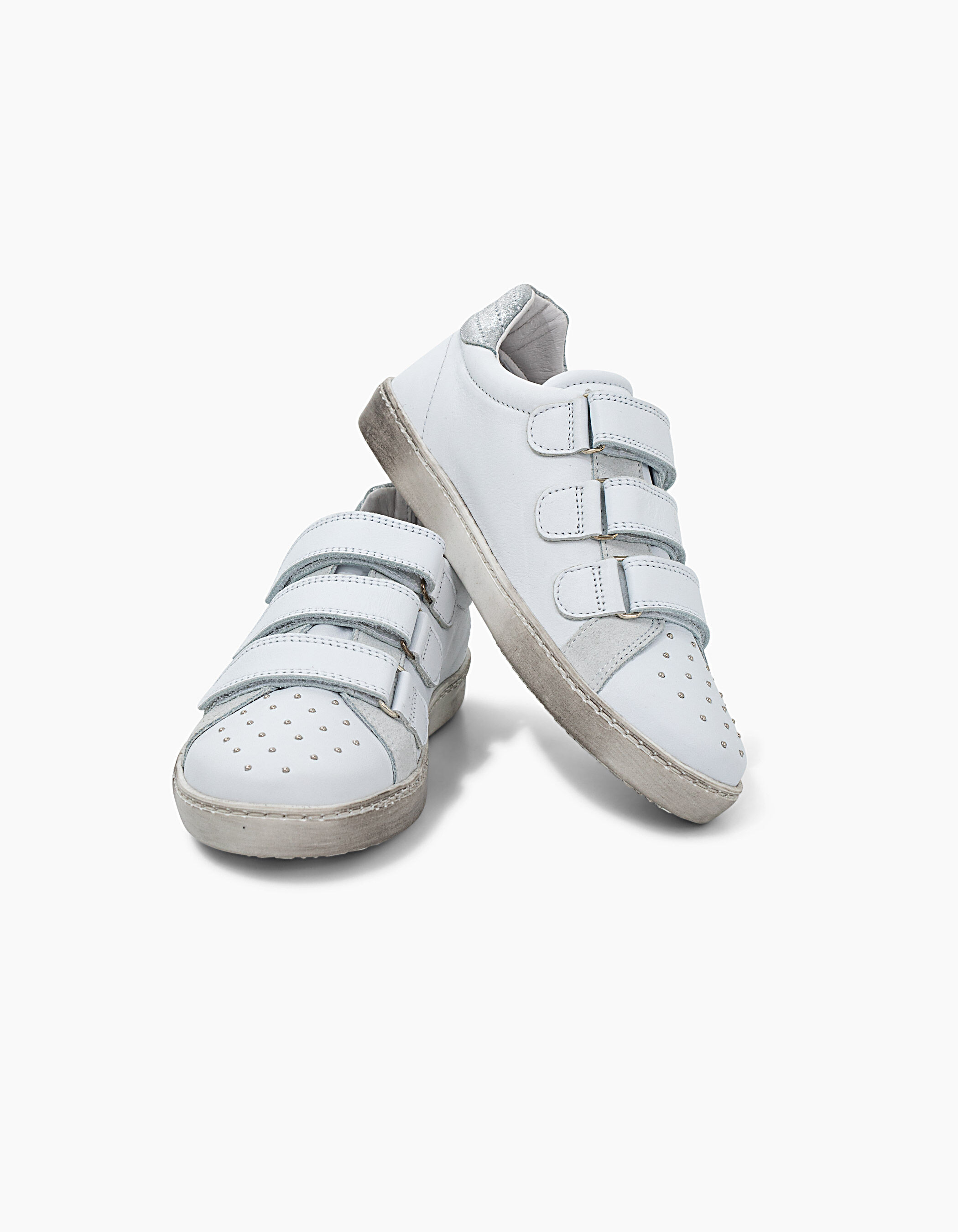 Girls white leather outlet trainers