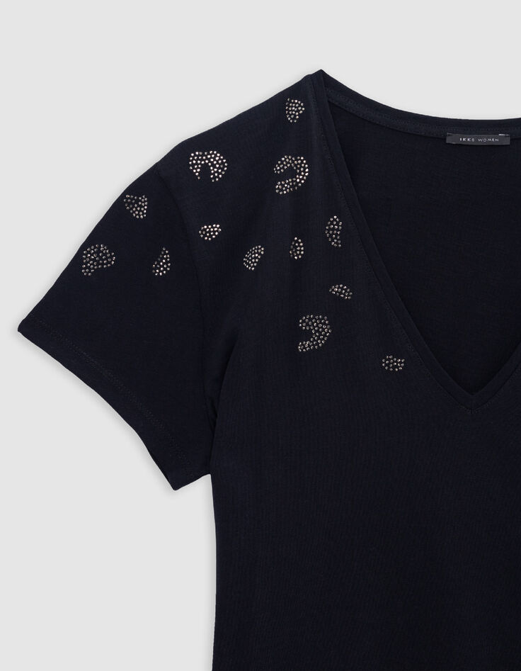 Camiseta caqui de algod&oacute;n org&aacute;nico con micro tachuelas y estampado de leopardo para mujer-6