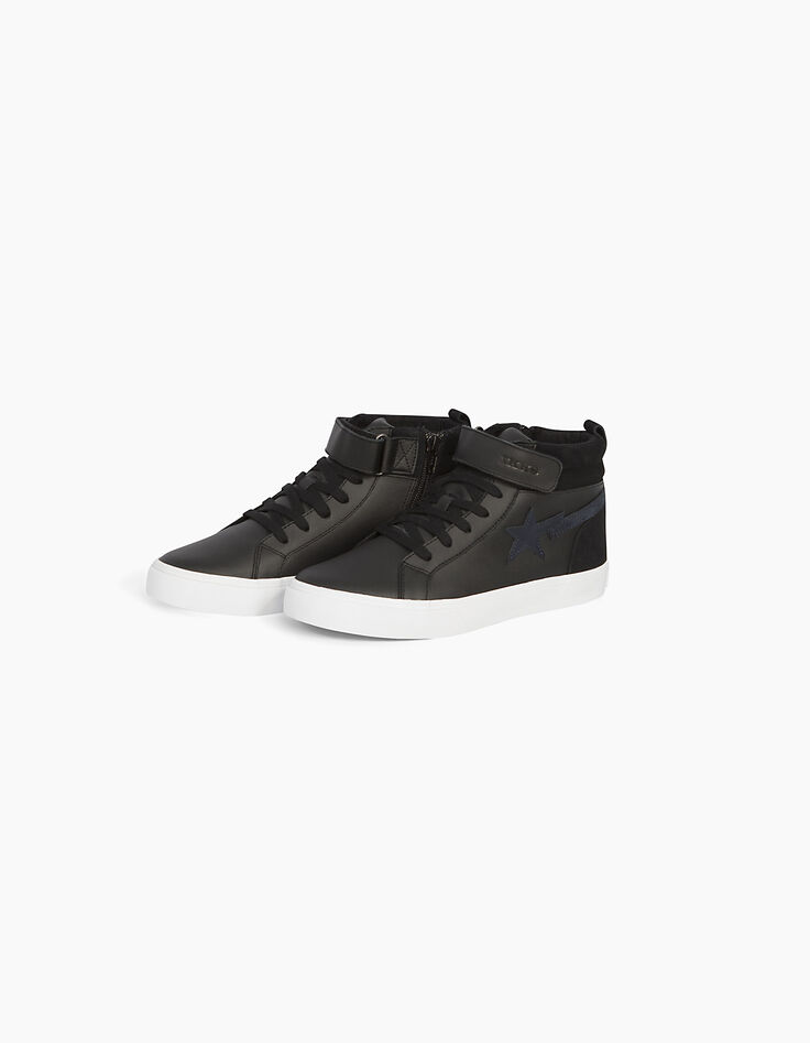 Schwarze Jungensneakers-1 Schwarze Jungensneakers-1