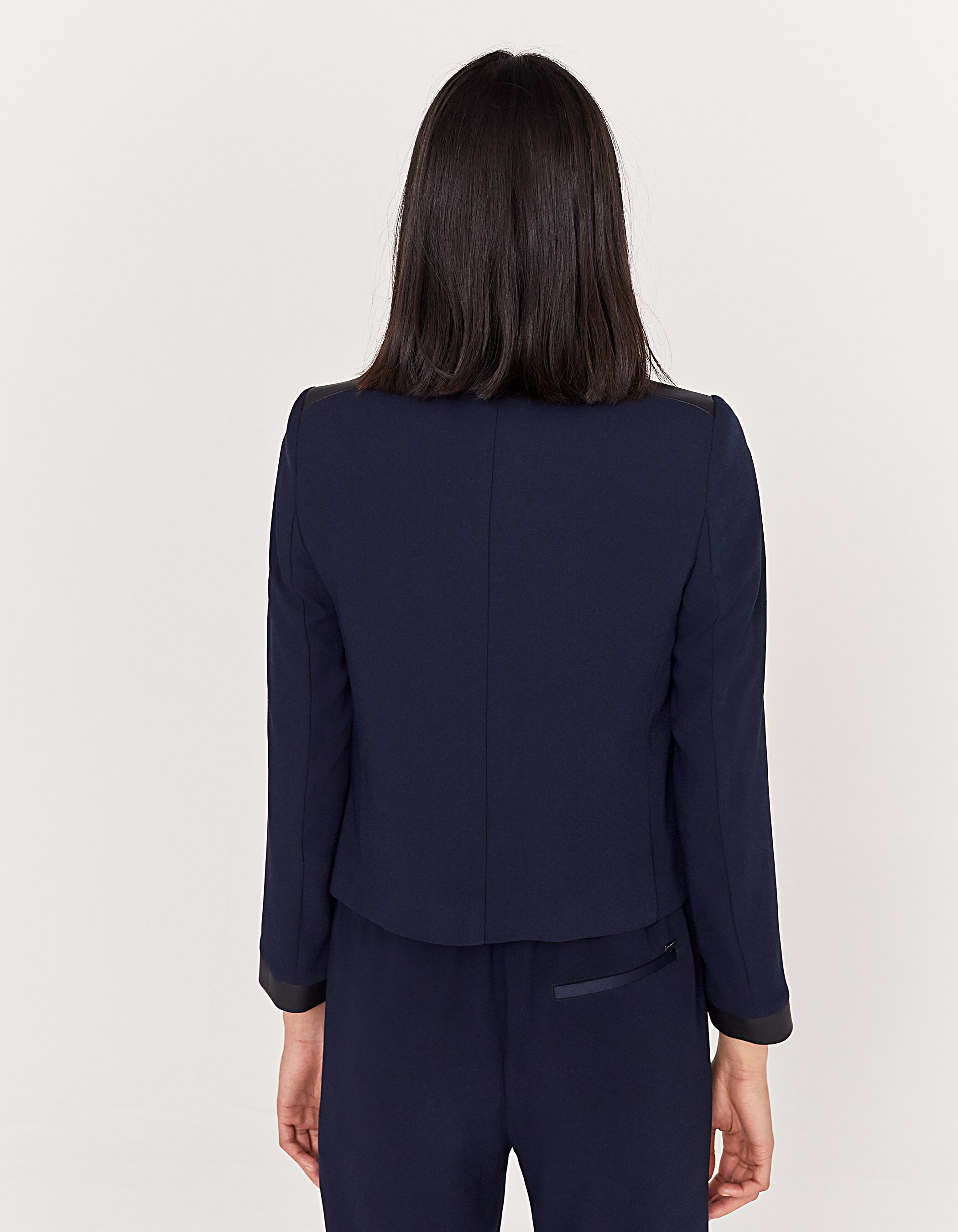 Womens short on sale tuxedo jacket