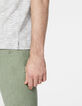 Camiseta caqui estampado hojas Hombre-5