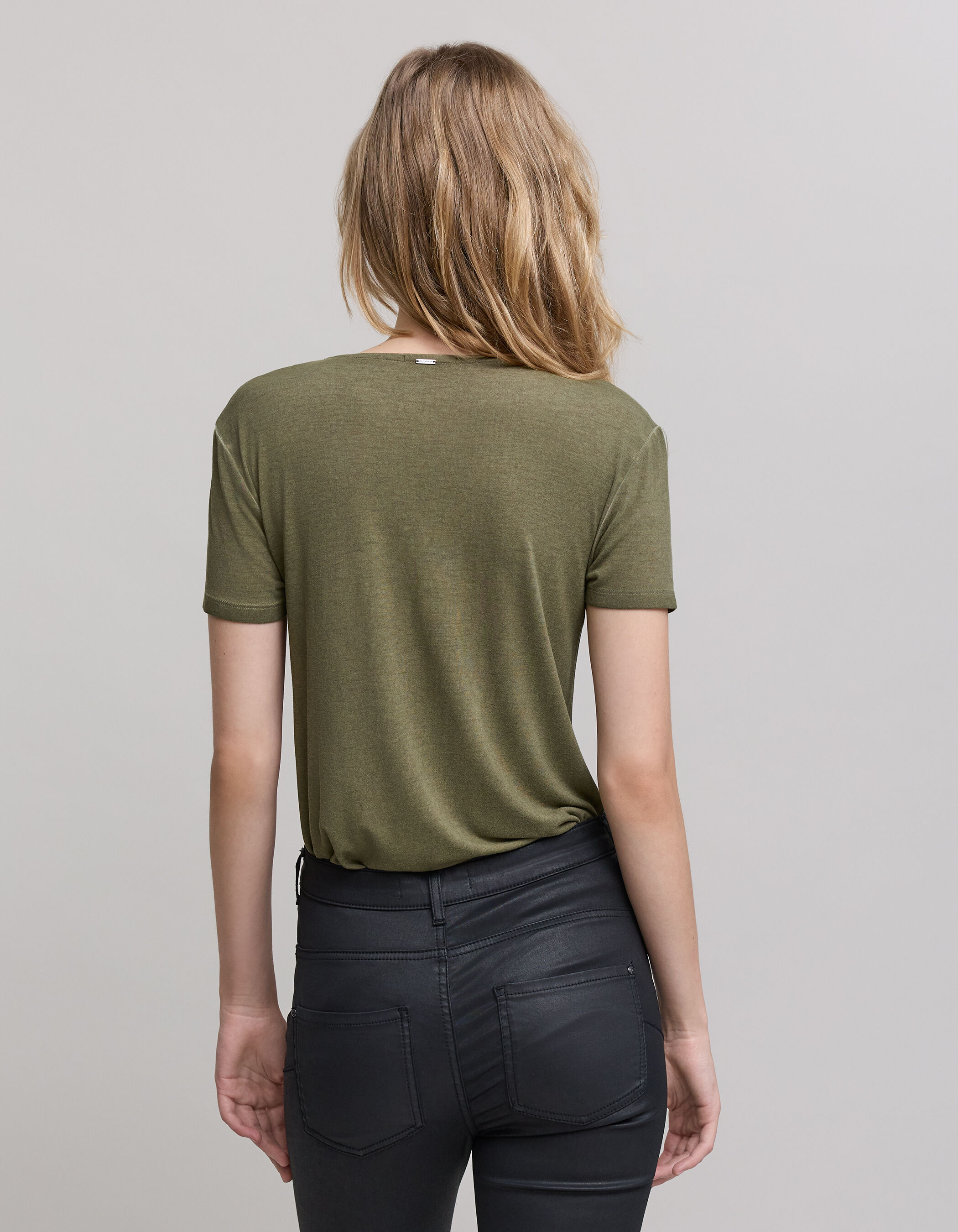 Women s T shirt