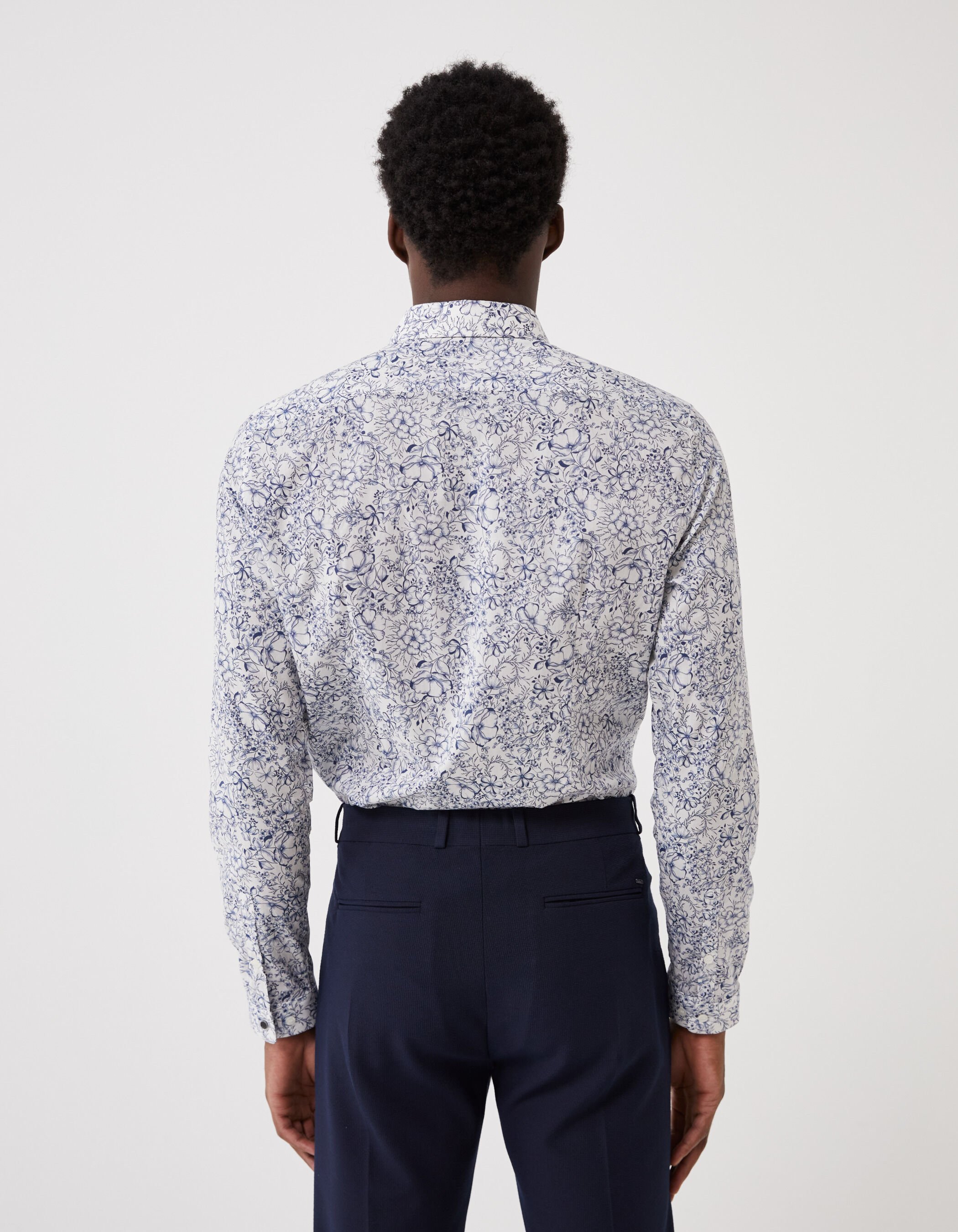 Chemise blanche a motif hot sale homme