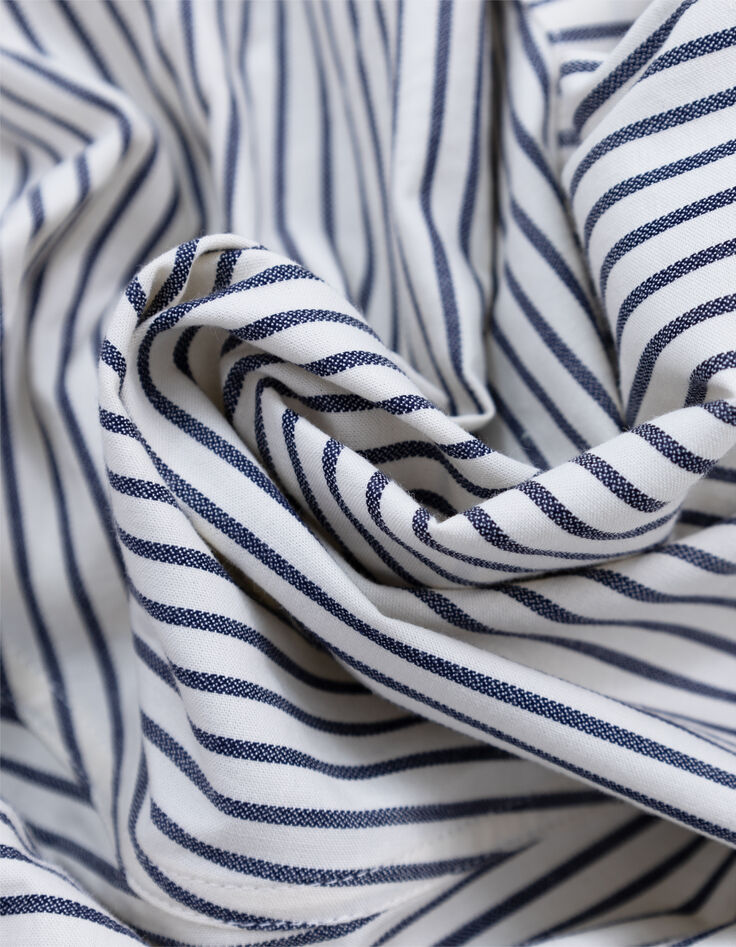 Men&rsquo;s ecru CROPPED Bermudas with navy stripes-6