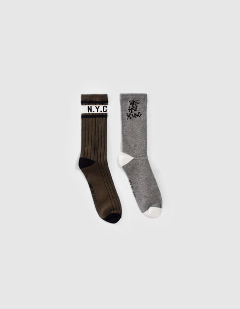 Khaki und graue Jungensocken