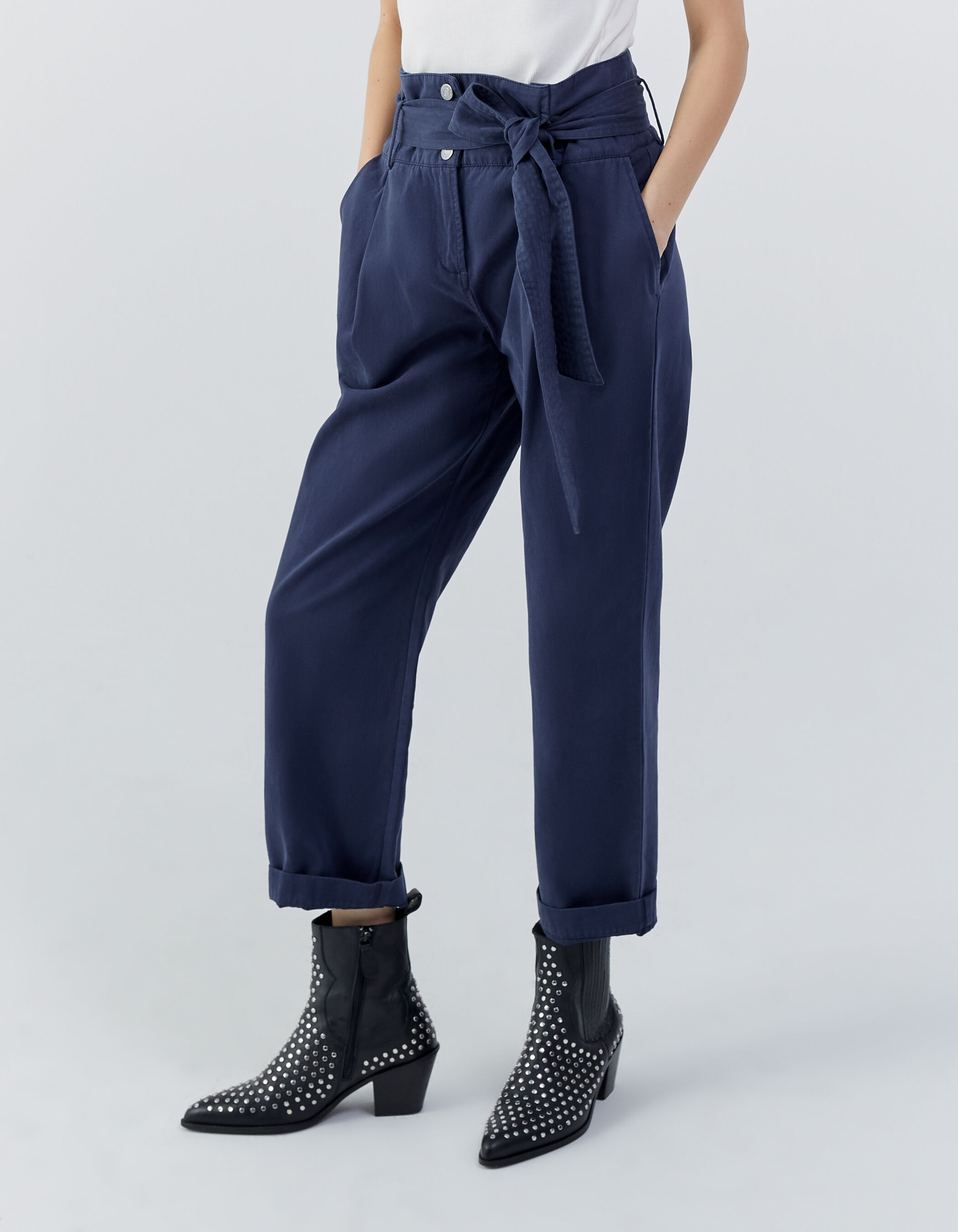 H and m navy trousers store