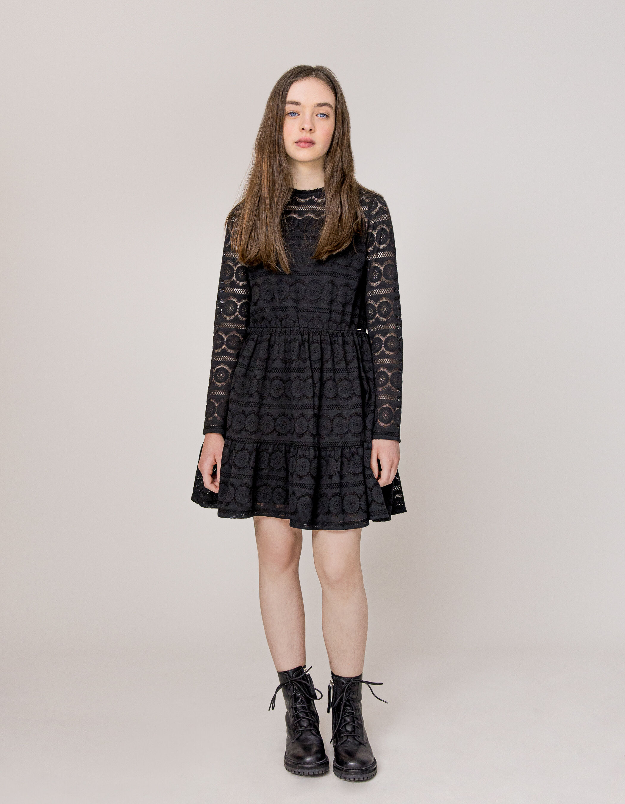 Robe noire tout dentelle fille IKKS