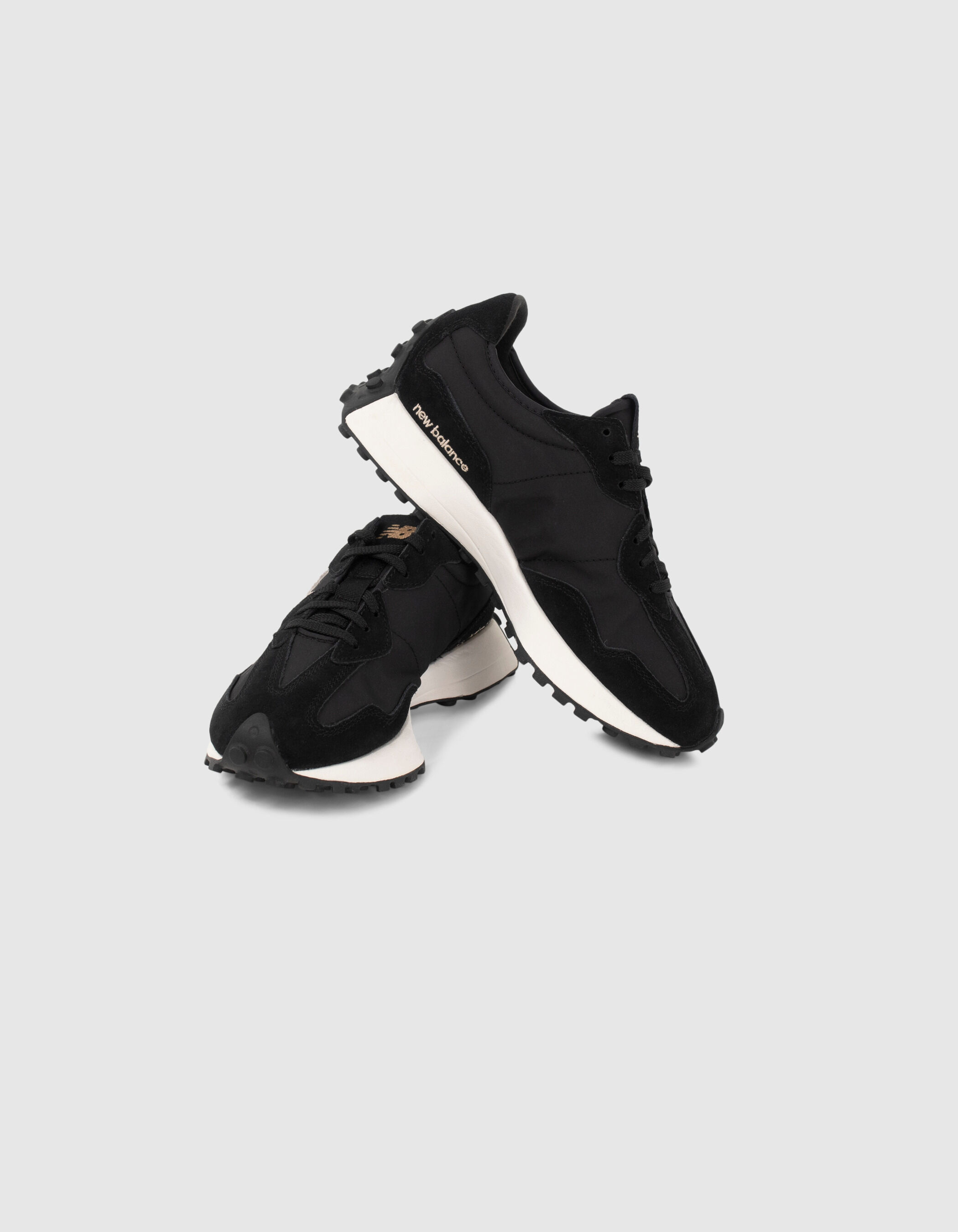 New balance noir 2025 doré femme
