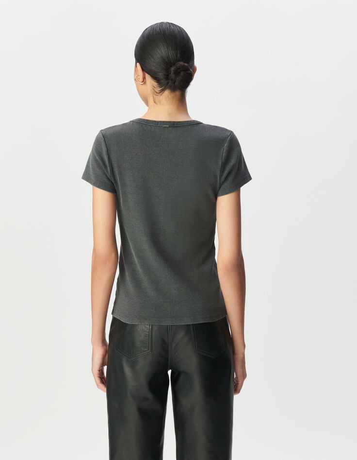 Camiseta manga corta gris acanalada escote joya mujer-3 Camiseta manga corta gris acanalada escote joya mujer-3