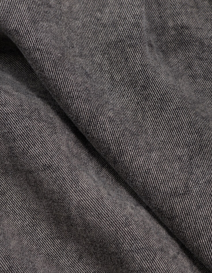 Robe noire d&eacute;lav&eacute;e volants et clous fille-8