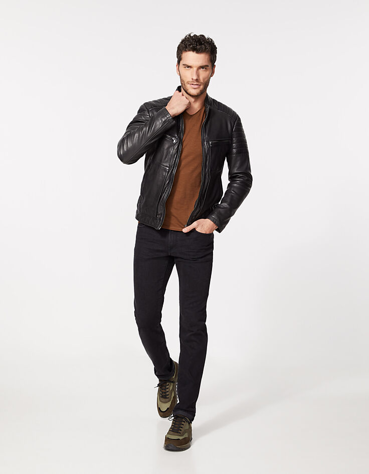 Men’s cognac Essential V-neck T-shirt-5