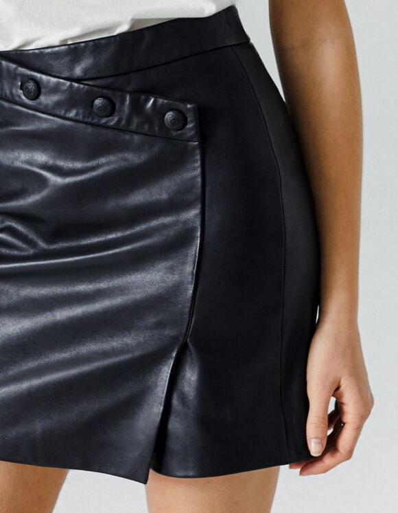 Jupe en cuir noir effet croisé boutons ceinture femme