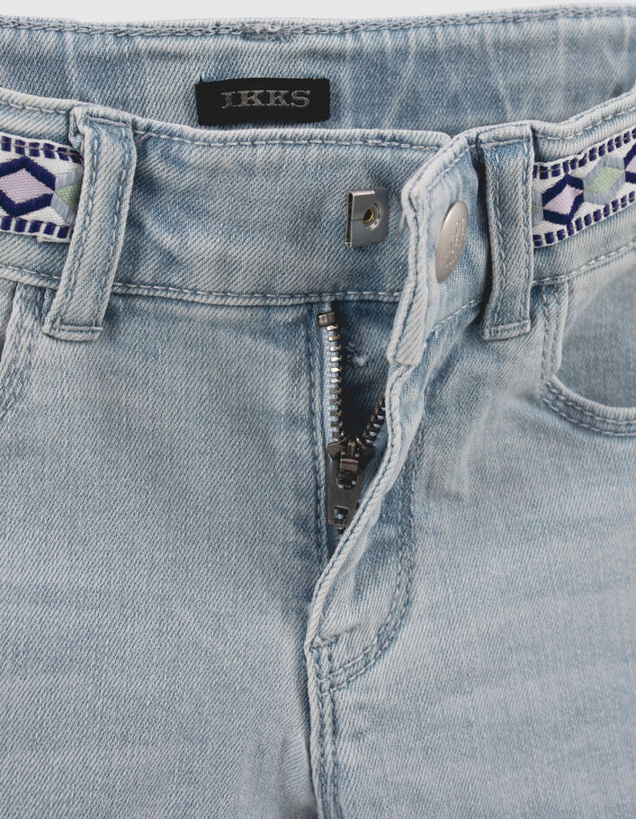Girls’ faded blue embroidered organic cotton denim shorts - IKKS