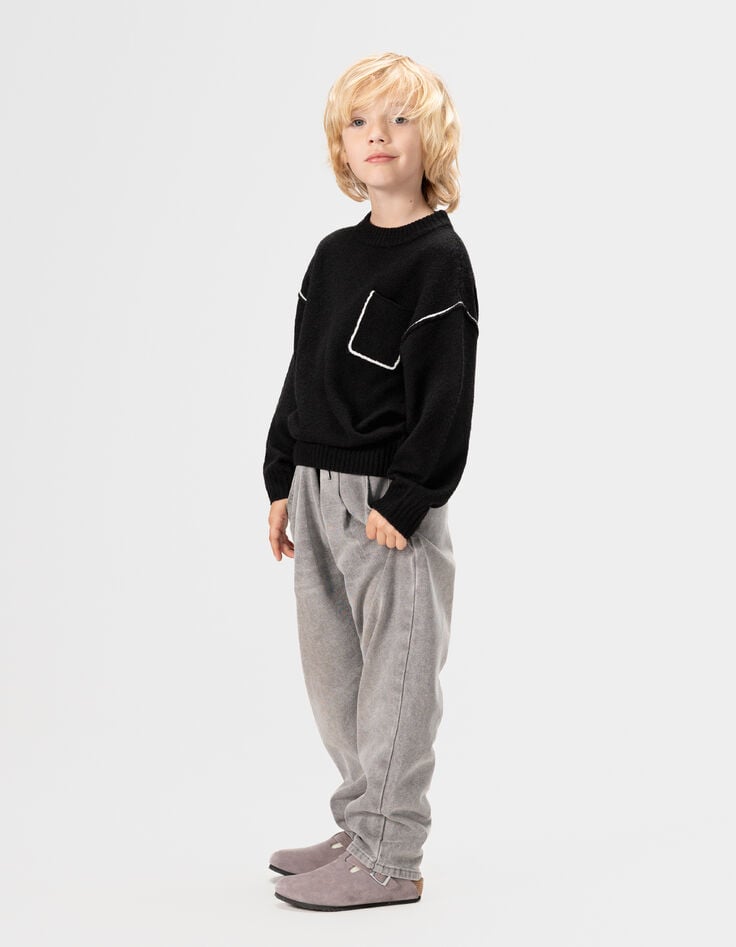 Pull noir tricot poche poitrine garçon-3
