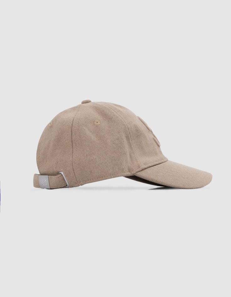 Beige pet met geborduurd monogram, meisje-4