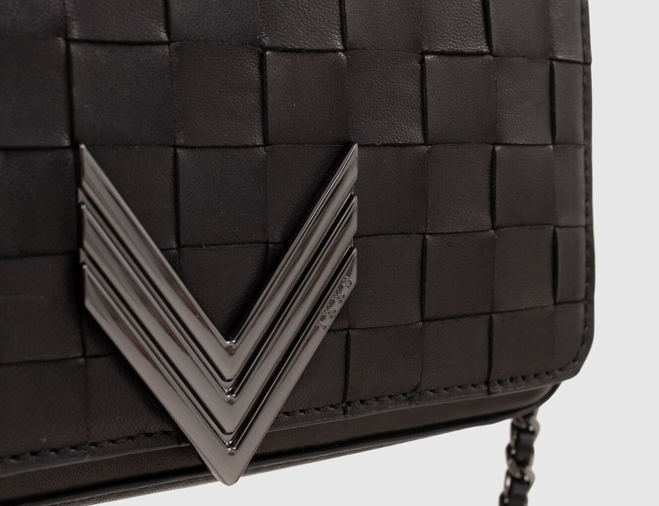 Women’s black checkerboard woven leather TORINO 111 bag - IKKS-8