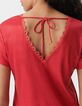 Tee-shirt rouge encolure V devant et dos-5