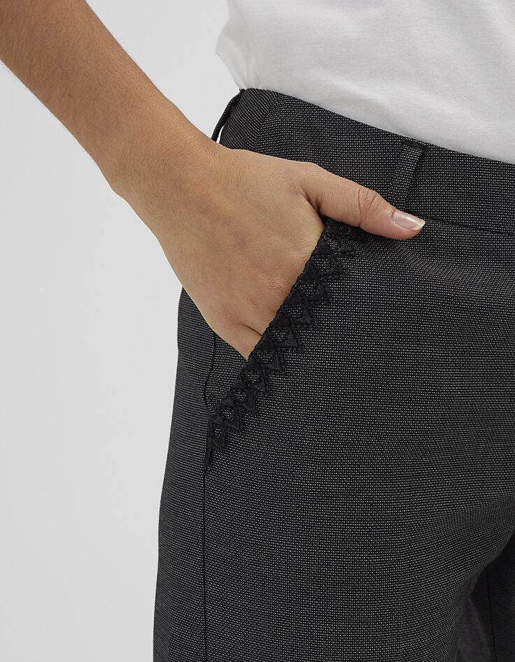 Pantalón de traje negro con encaje-2