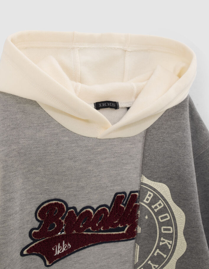 Sweater in grijs en ecru afgesneden opdrukken jongens-4
