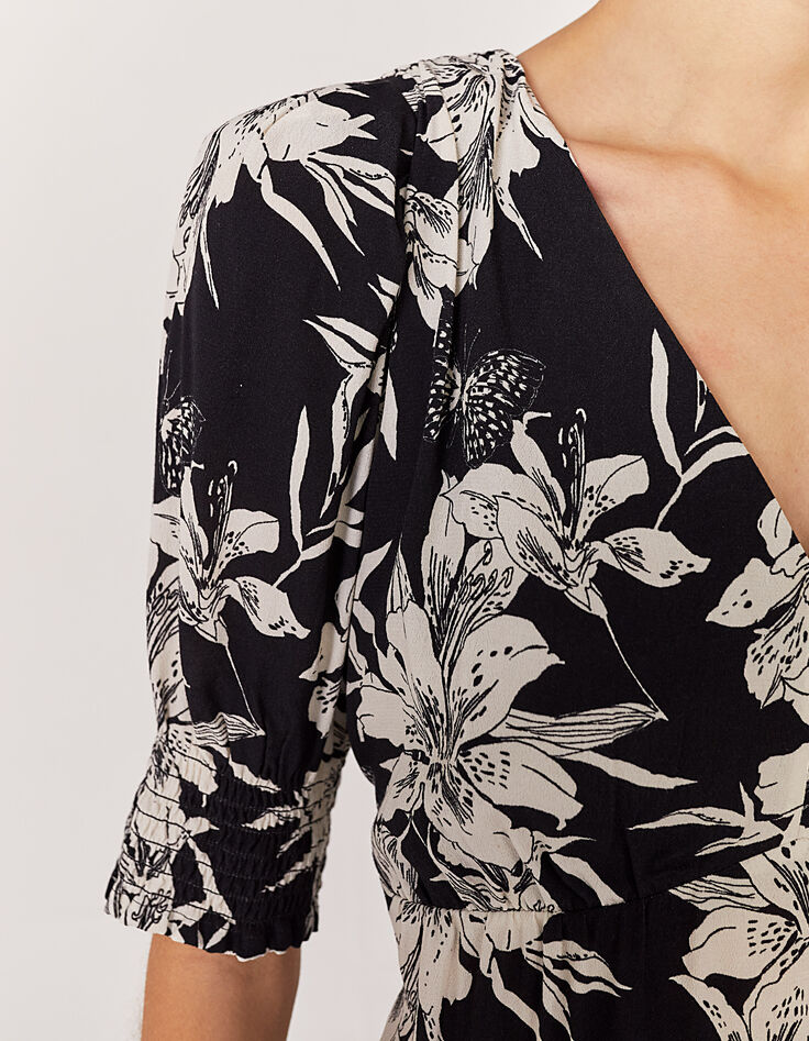 Robe courte en cr&ecirc;pe imprim&eacute; floral noir et blanc femme-4