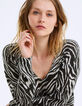 Pull col V en laine mousseuse imprimé zèbre femme-1