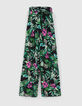 Weite, schwarze Damenhose mit tropischem Print-6