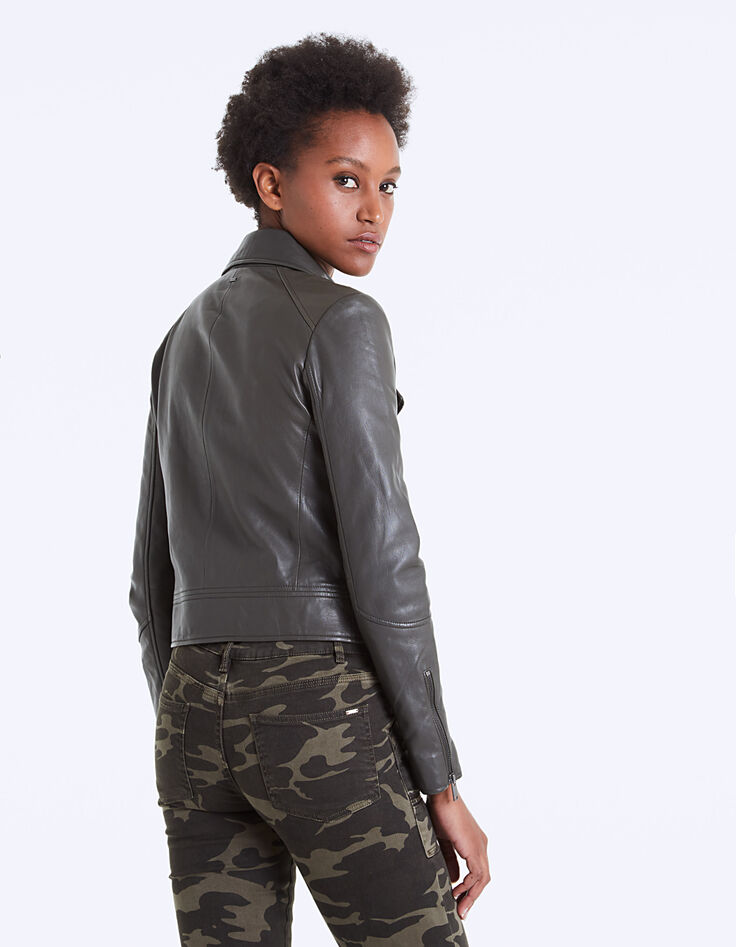 Blouson kaki en cuir d'agneau détails zips femme-3
