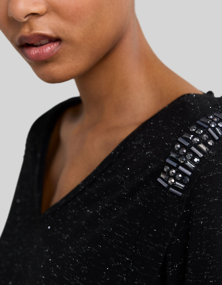 Camiseta de mujer de viscosa negra con cuello en V y pedrería-4