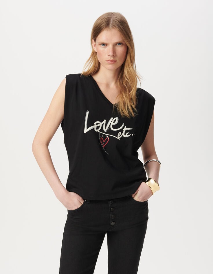 Schwarzes T-Shirt, V-Ausschnitt, Herz-2 Schwarzes T-Shirt, V-Ausschnitt, Herz-2