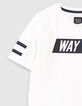 Weißes Jungen-T-Shirt mit marineblau gestreiften Ärmeln-4