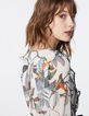 Robe longue en voile créponné jungle parrots blanc cassé-5