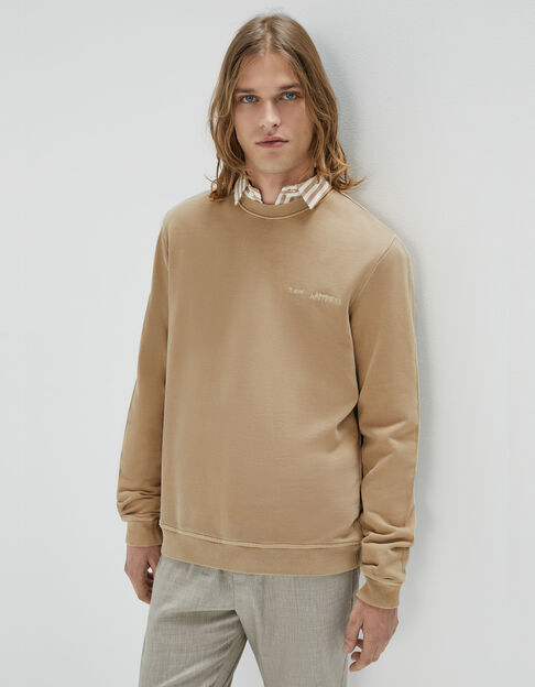 Men’s beige sweatshirt with embroidered chest