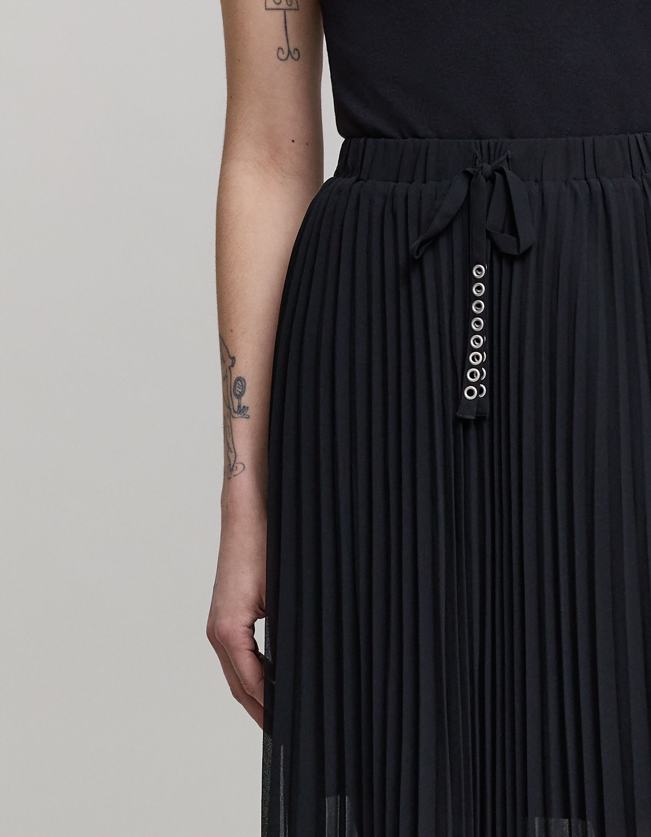 Jupe noire plissee femme IKKS
