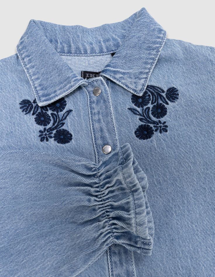 Camisa vaquera azul con bordado para ni&ntilde;a-5