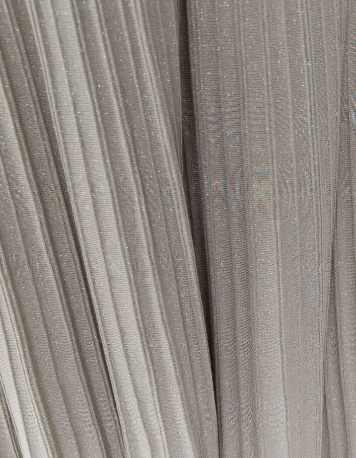  image number 4