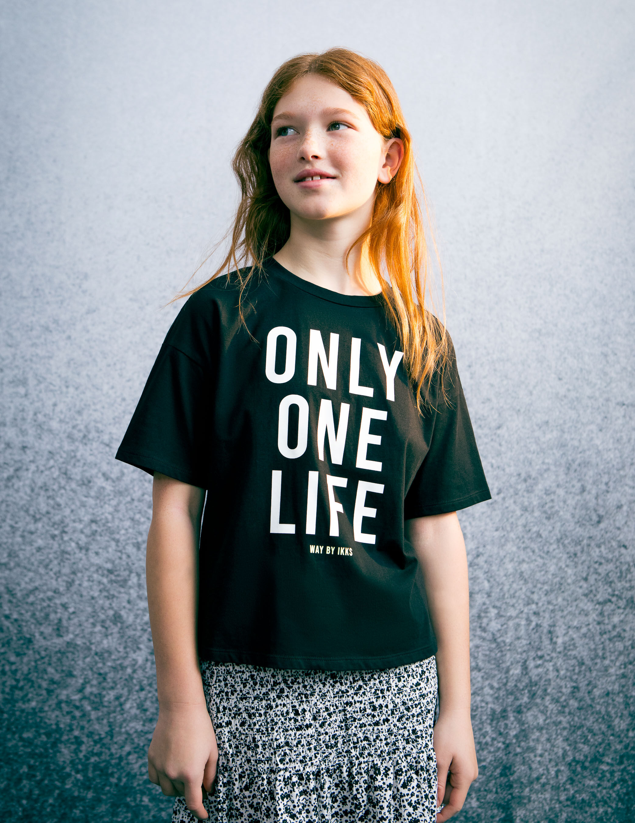 Camiseta negra niña top
