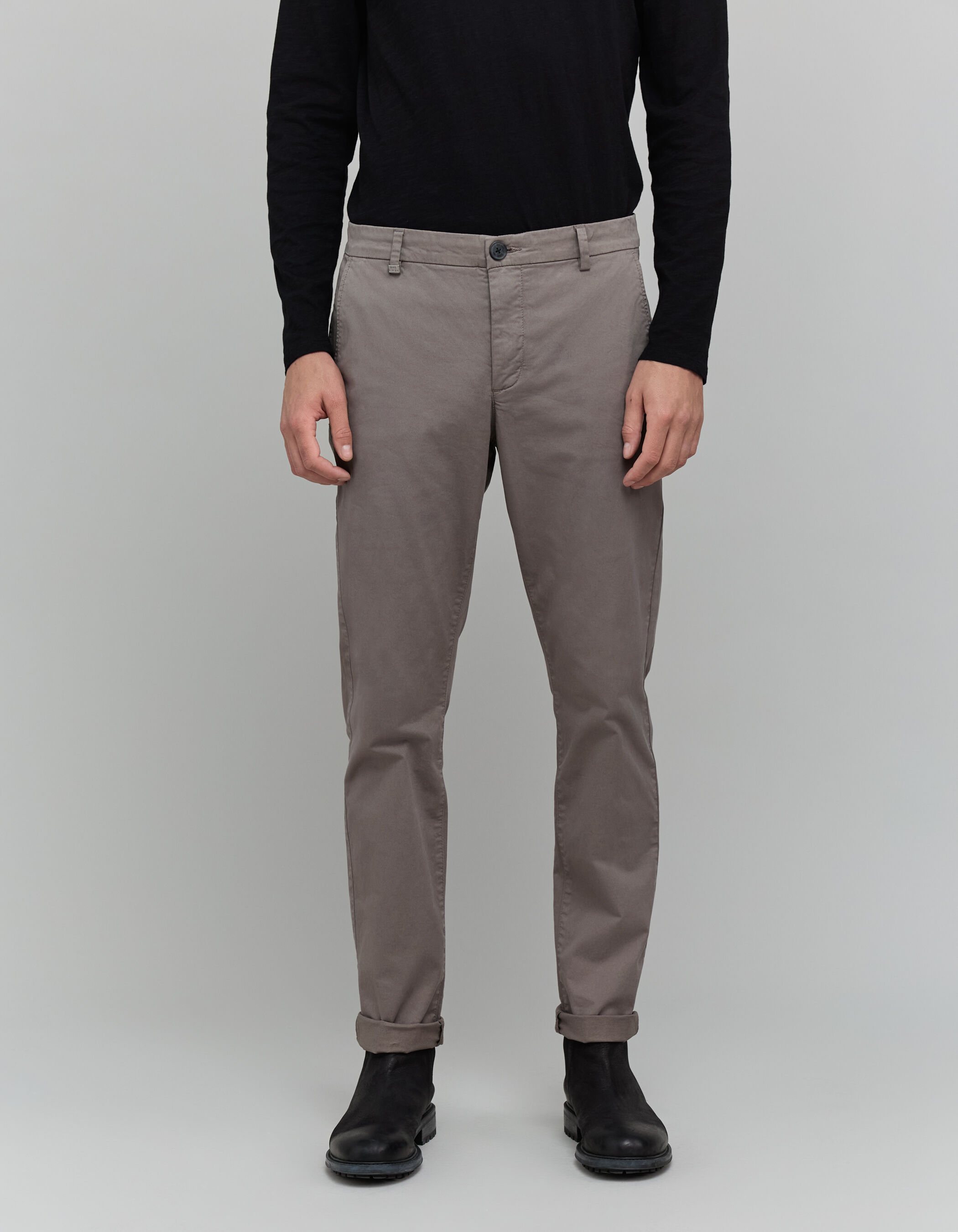 Men s SLIM chestnut chino pants IKKS