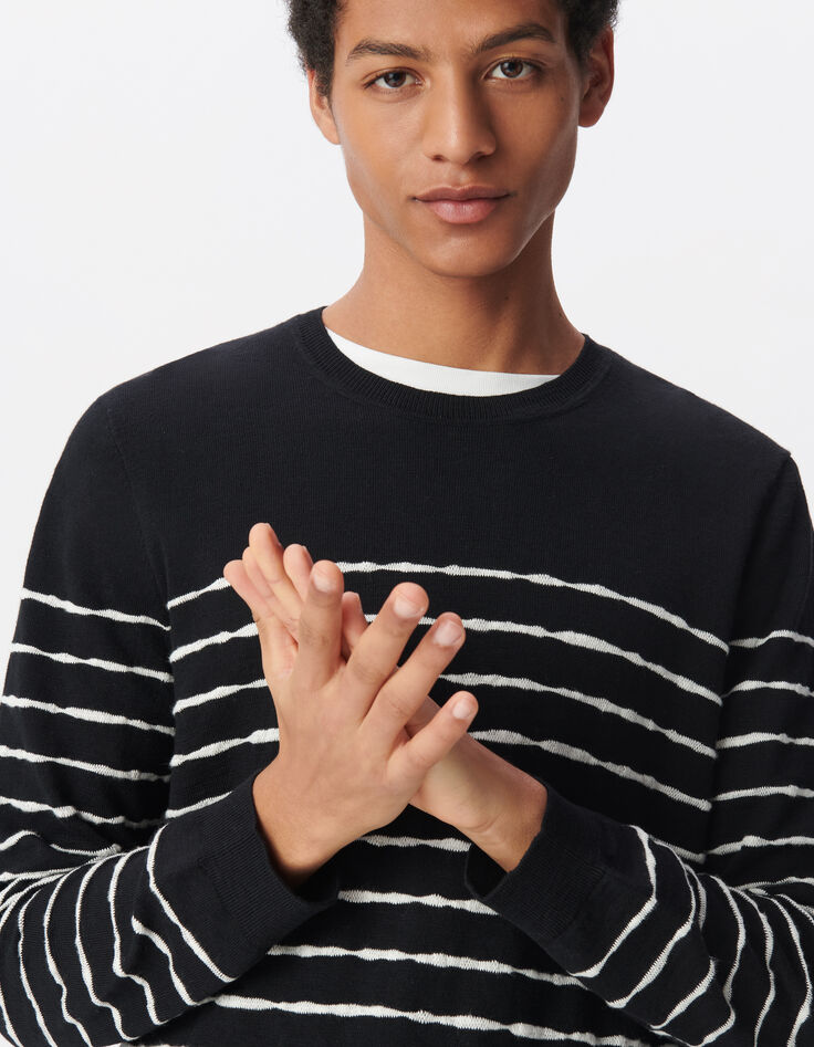 Pull marinière noir tricot fin rayures blanches Homme-4