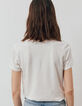 Tee-shirt col tunisien blanc cassé poche cloutée femme-9