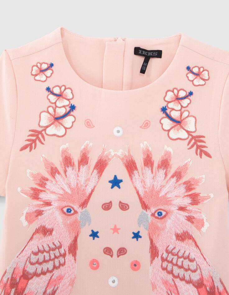 Roze jurk geborduurd papegaaien en spiegels fluogaren-2