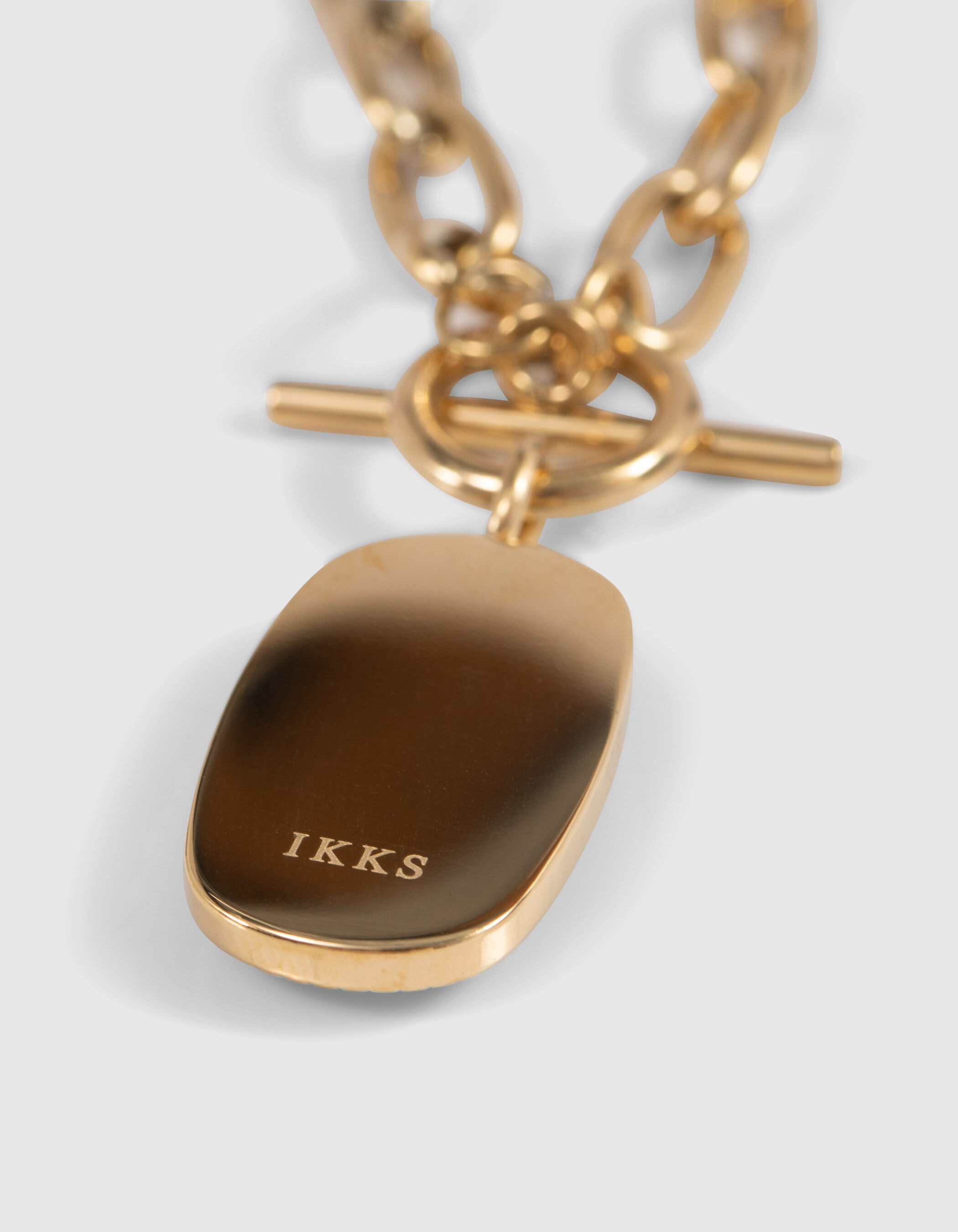 Sautoir maille forcat jaune et pendentif noir Femme IKKS