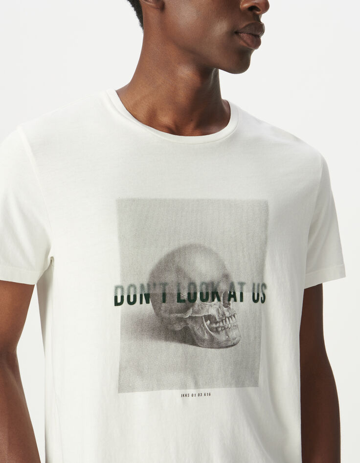 Men’s white T-shirt with skull image and flocked slogan-4
