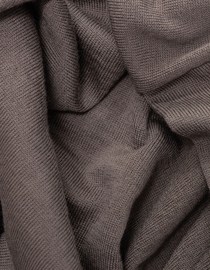 Pull tricot encolure V Homme-3